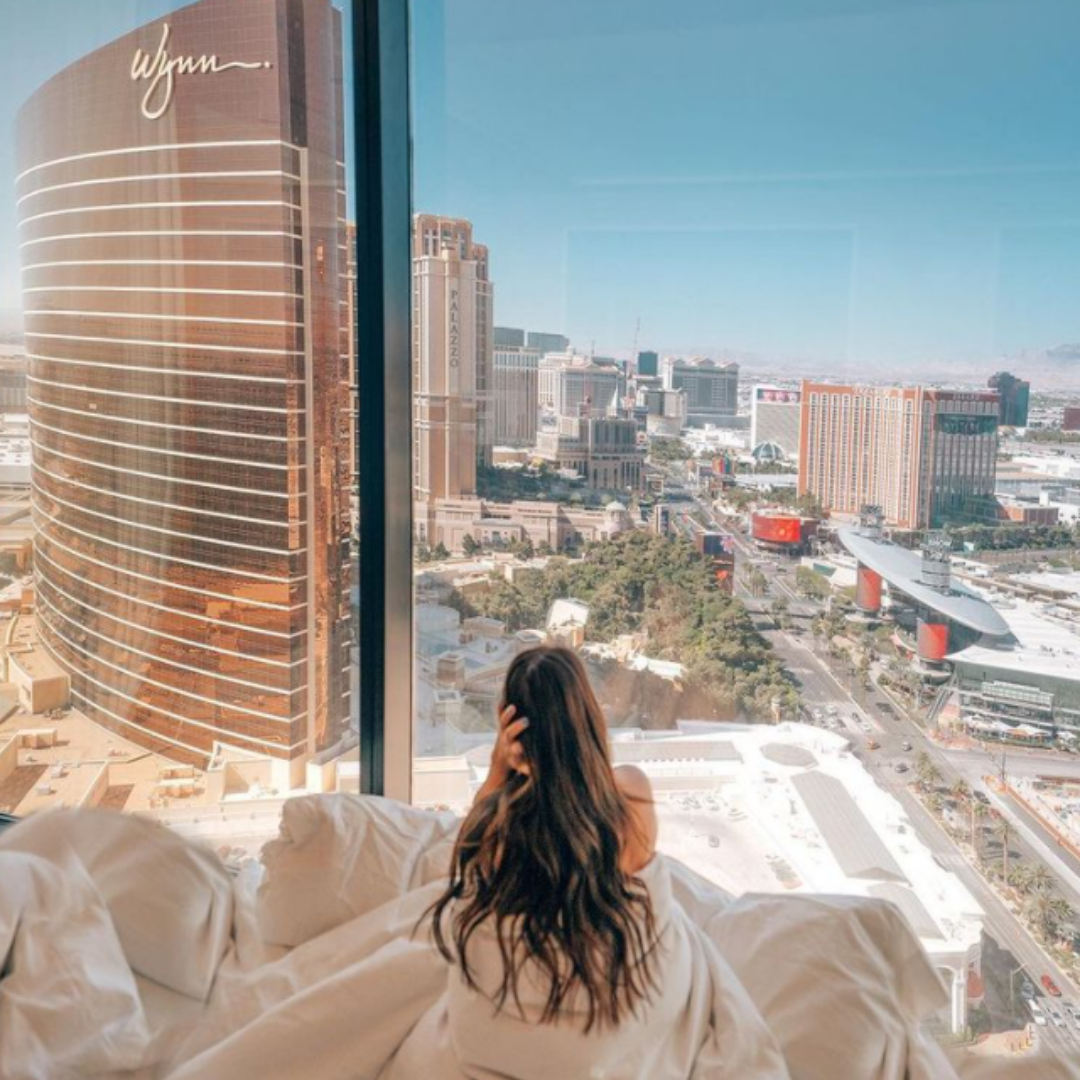 A Scent Inspired by Wynn®, Las Vegas| Notes of Jasmine, Green Melon, & Lily
