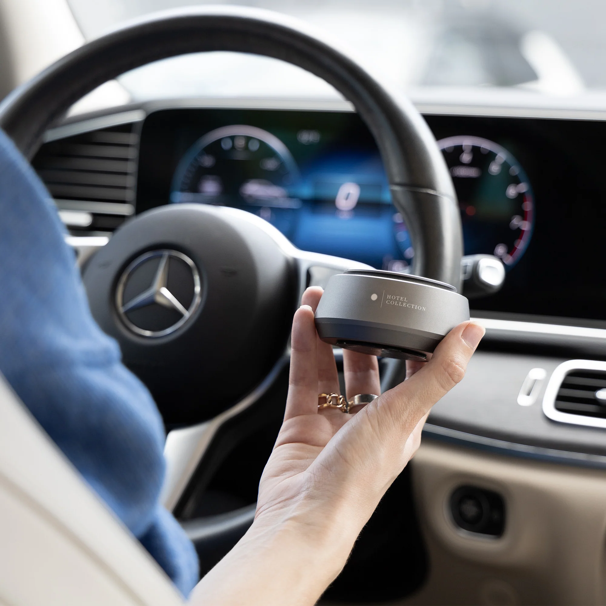 ناشر هواء سيارة السائق™